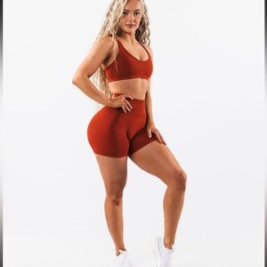 NWT Alphalete Amplify Contour Short